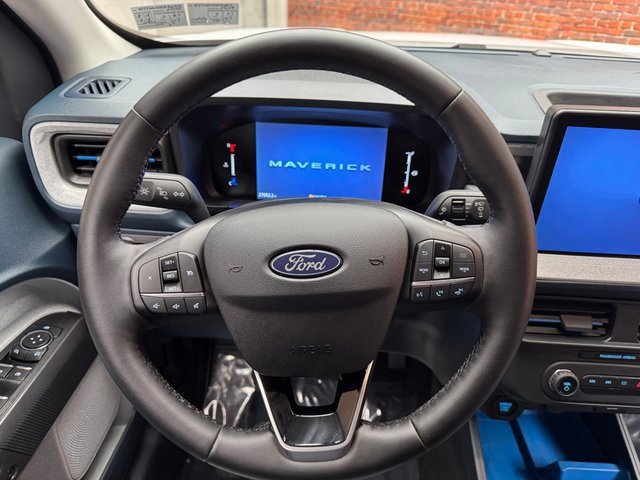Certified 2025 Ford Maverick XLT w/ Equipment Group 301A image 15