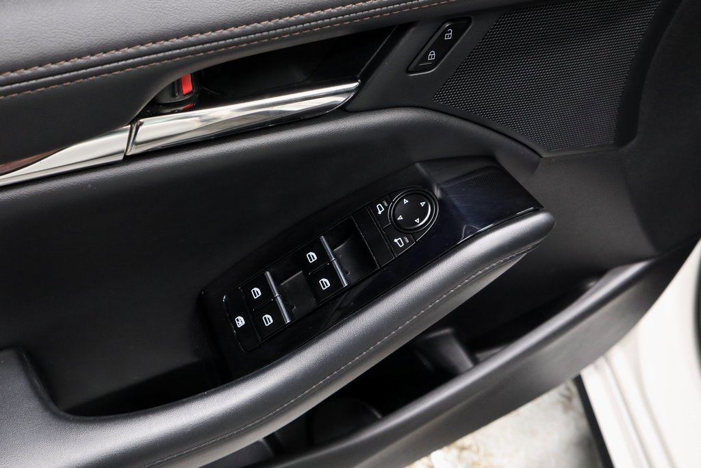 Used 2022 MAZDA MAZDA3 s image 26