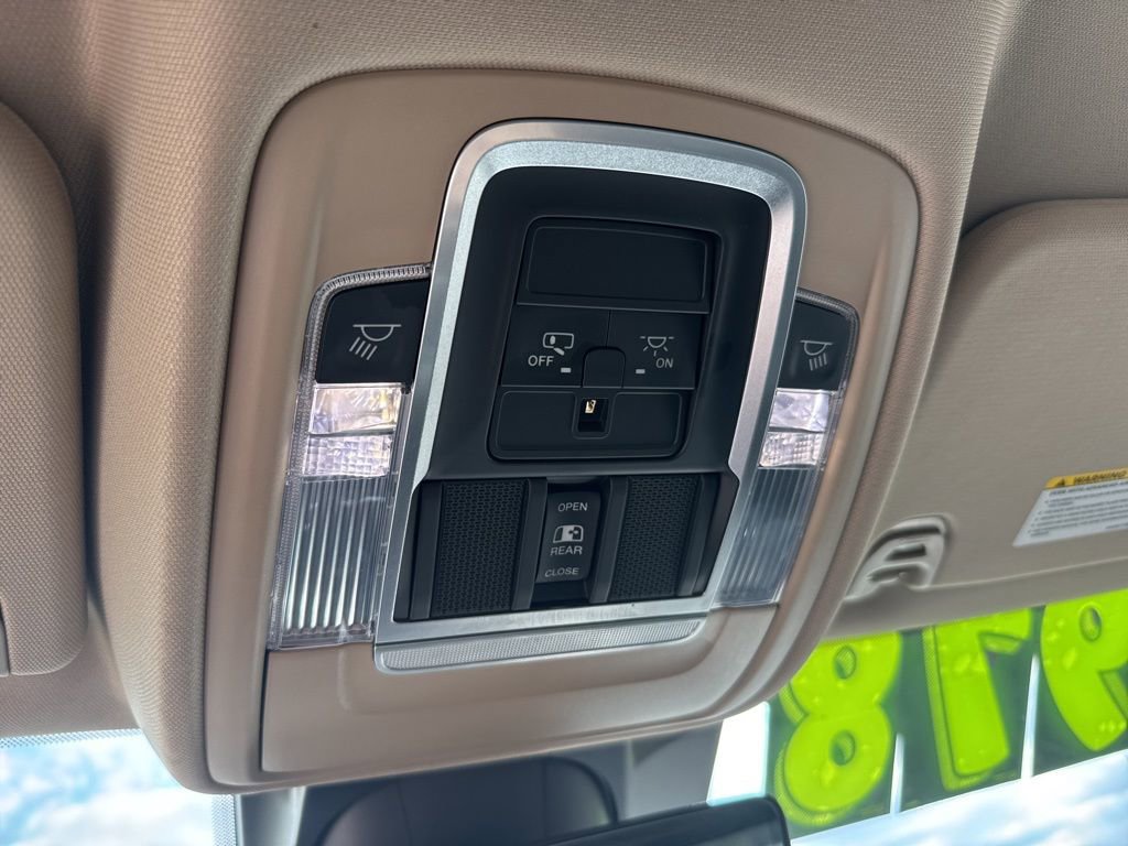 Used 2021 RAM 1500 Laramie image 27