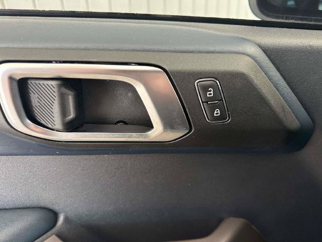 Certified 2023 Ford Bronco Outer Banks AWD/4WD image 24