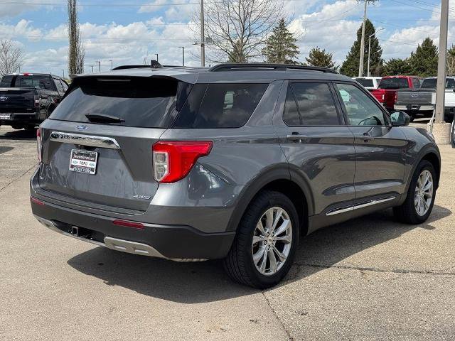 Certified 2022 Ford Explorer XLT w/ Equipment Group 202A AWD/4WD image 5
