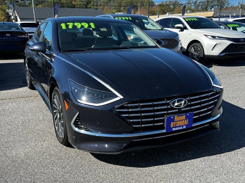 Used 2021 Hyundai Sonata Limited w/ Cargo Package image 8