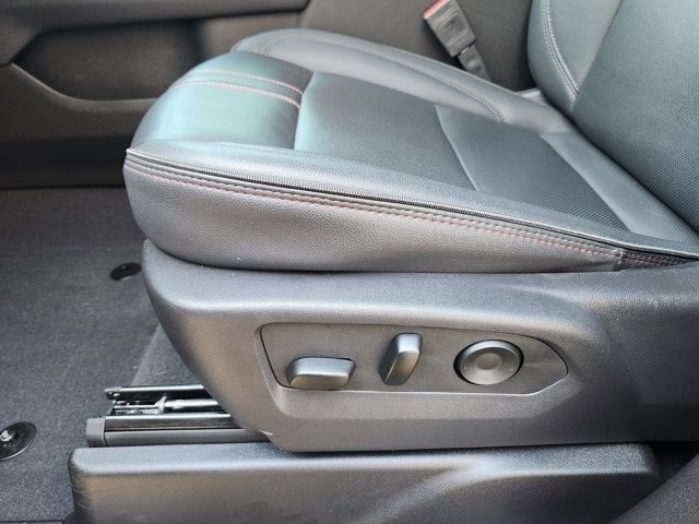 Used 2025 Chevrolet Tahoe RST w/ Comfort Package image 23