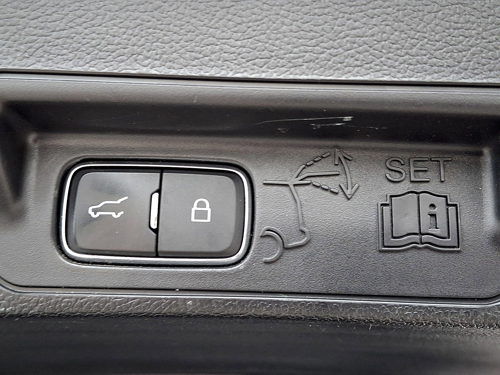 Certified 2021 Ford Explorer ST w/ Equipment Group 401A image 29