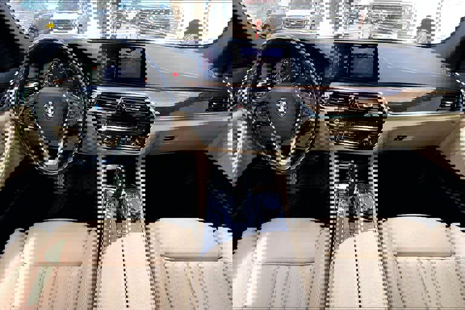 Used 2018 BMW 530i image 16