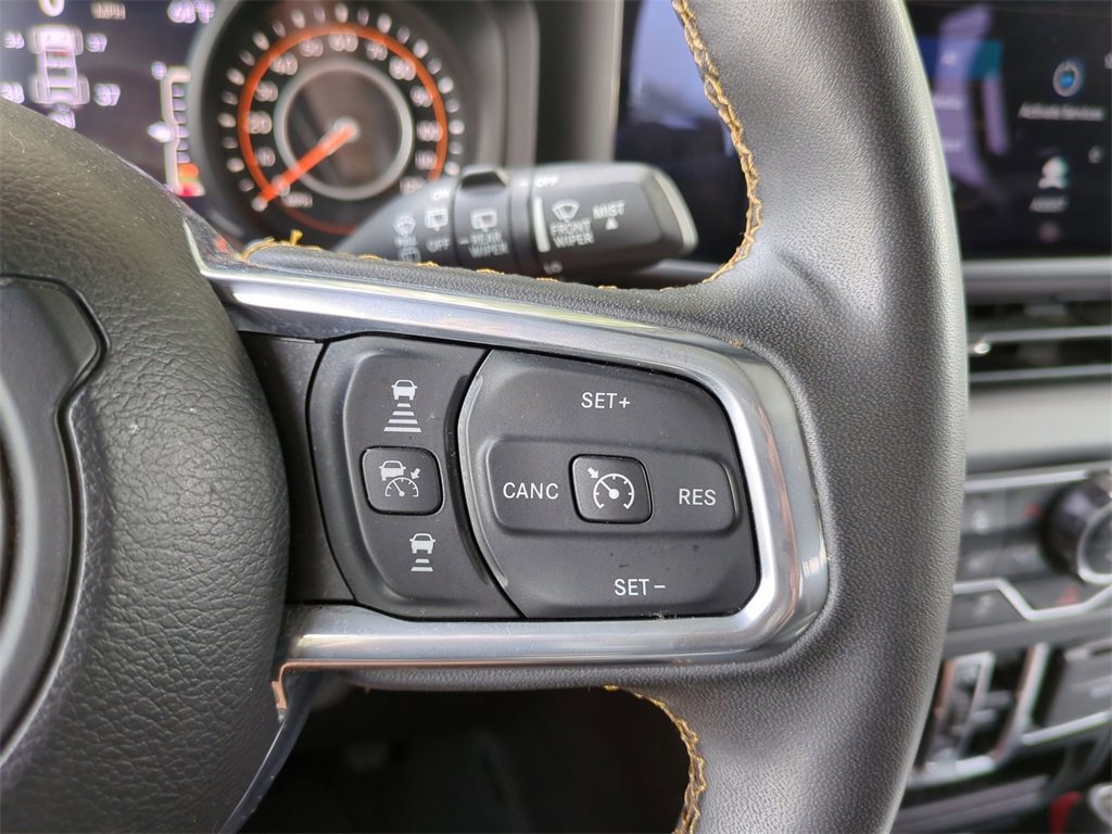 Used 2024 Jeep Wrangler Sahara image 24