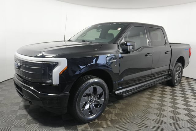 Certified 2023 Ford F150 Lightning Lariat w/ Tow Technology Package AWD/4WD image 7