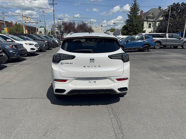 Used 2025 Buick Encore GX Avenir w/ Avenir Technology Package AWD/4WD image 16