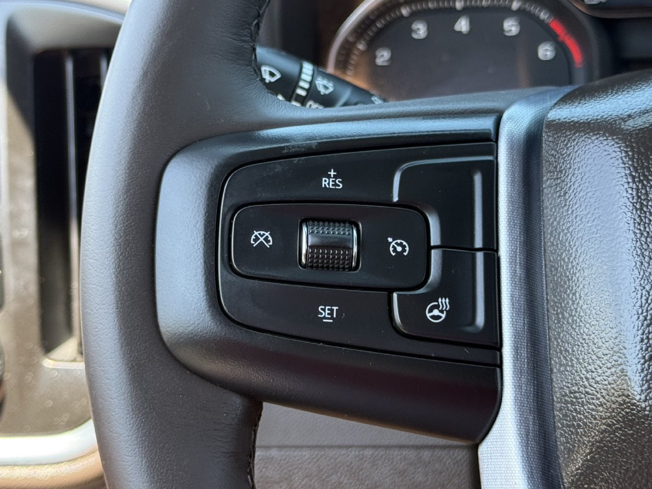 Used 2022 GMC Sierra 1500 SLT AWD/4WD image 13