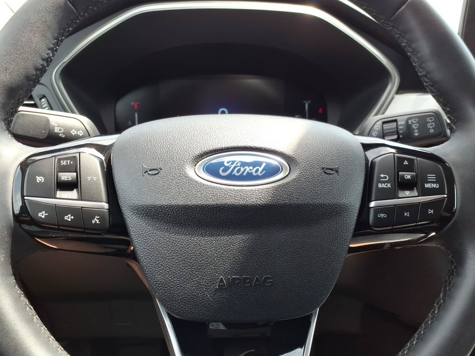 Certified 2023 Ford Escape Active AWD/4WD image 22