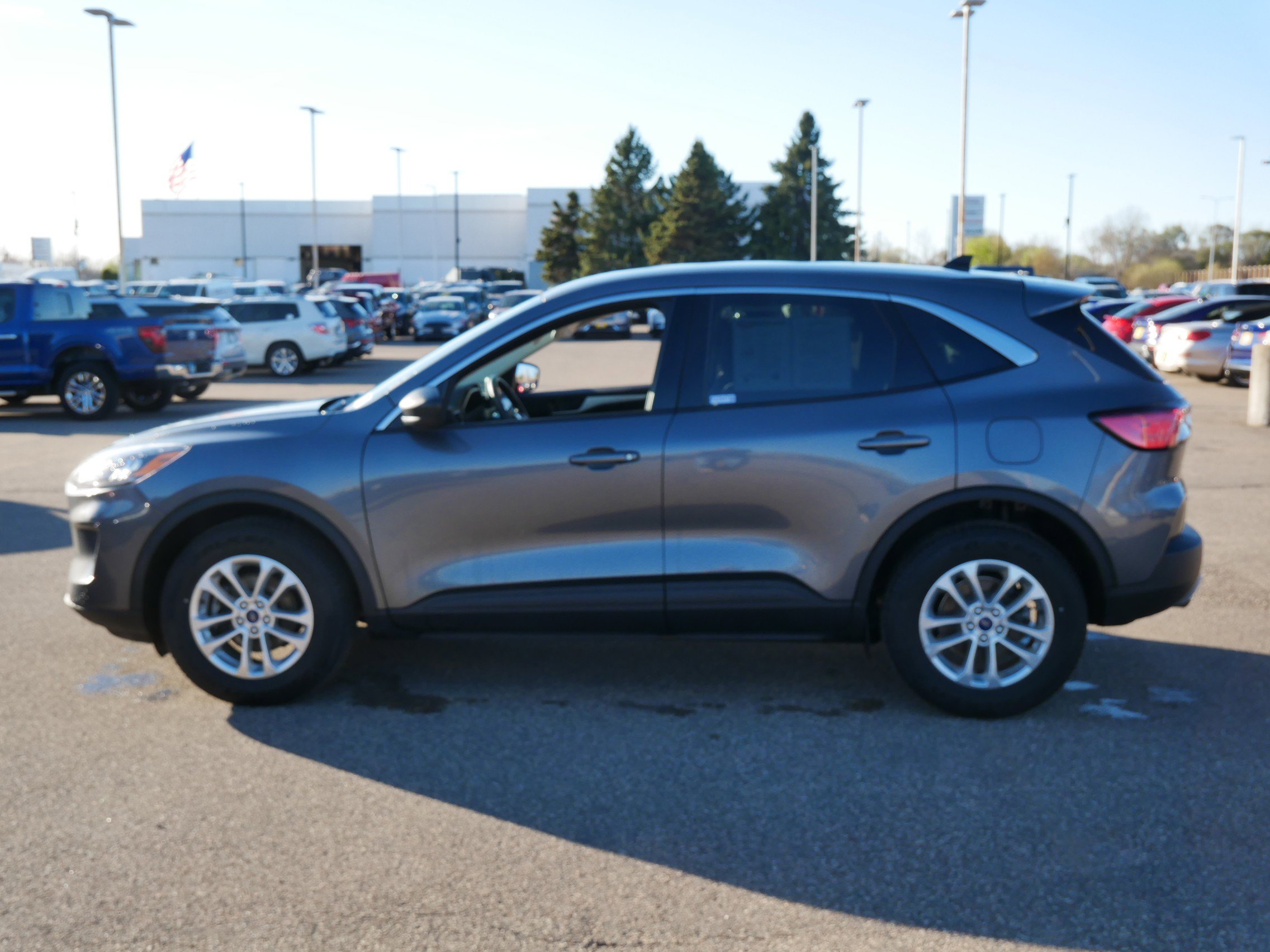 Certified 2022 Ford Escape SE w/ Convenience Package image 4