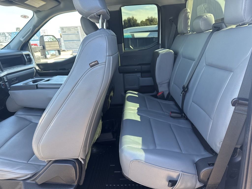 Certified 2023 Ford F250 XL w/ XL Chrome Package image 18