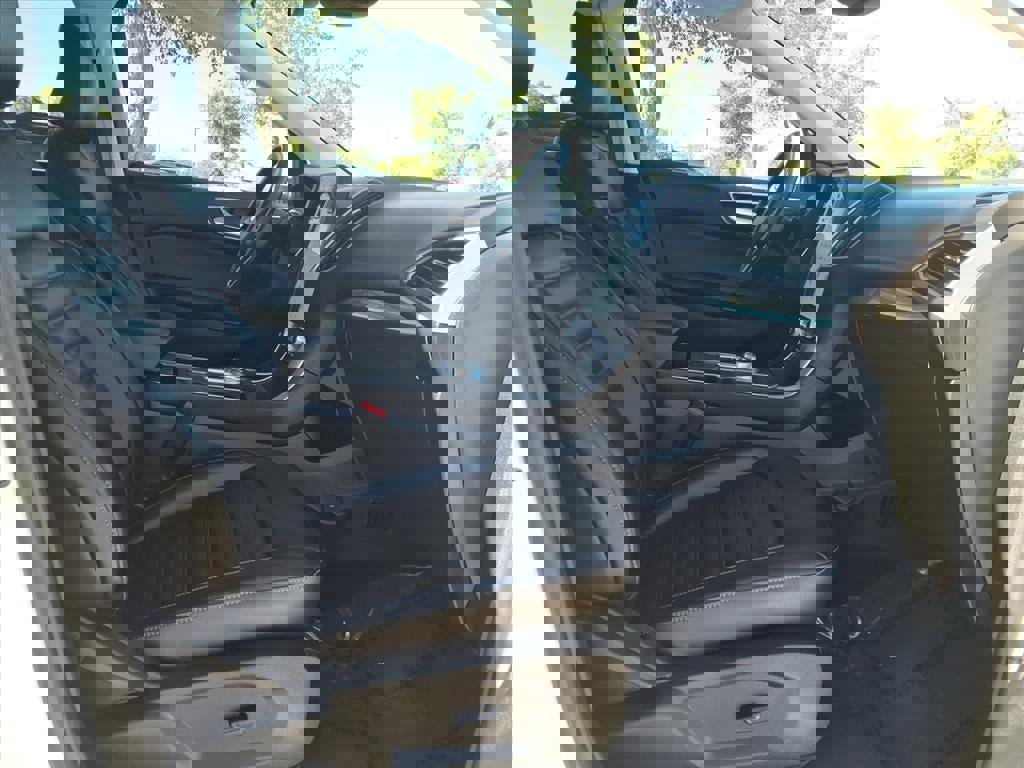 Certified 2024 Ford Edge SEL w/ Convenience Package image 11