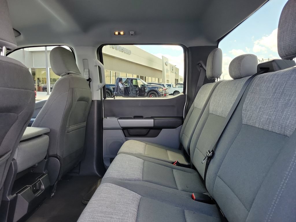 Certified 2025 Ford F250 XLT AWD/4WD image 14