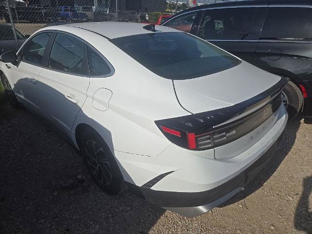 Used 2026 Hyundai Sonata Blue FWD image 2