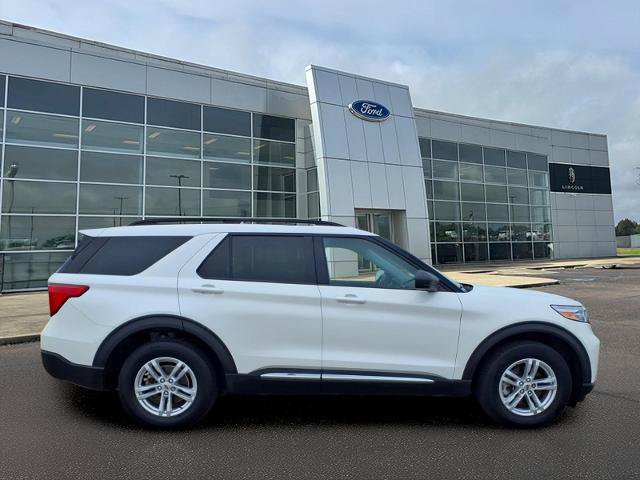Certified 2023 Ford Explorer XLT AWD/4WD image 10