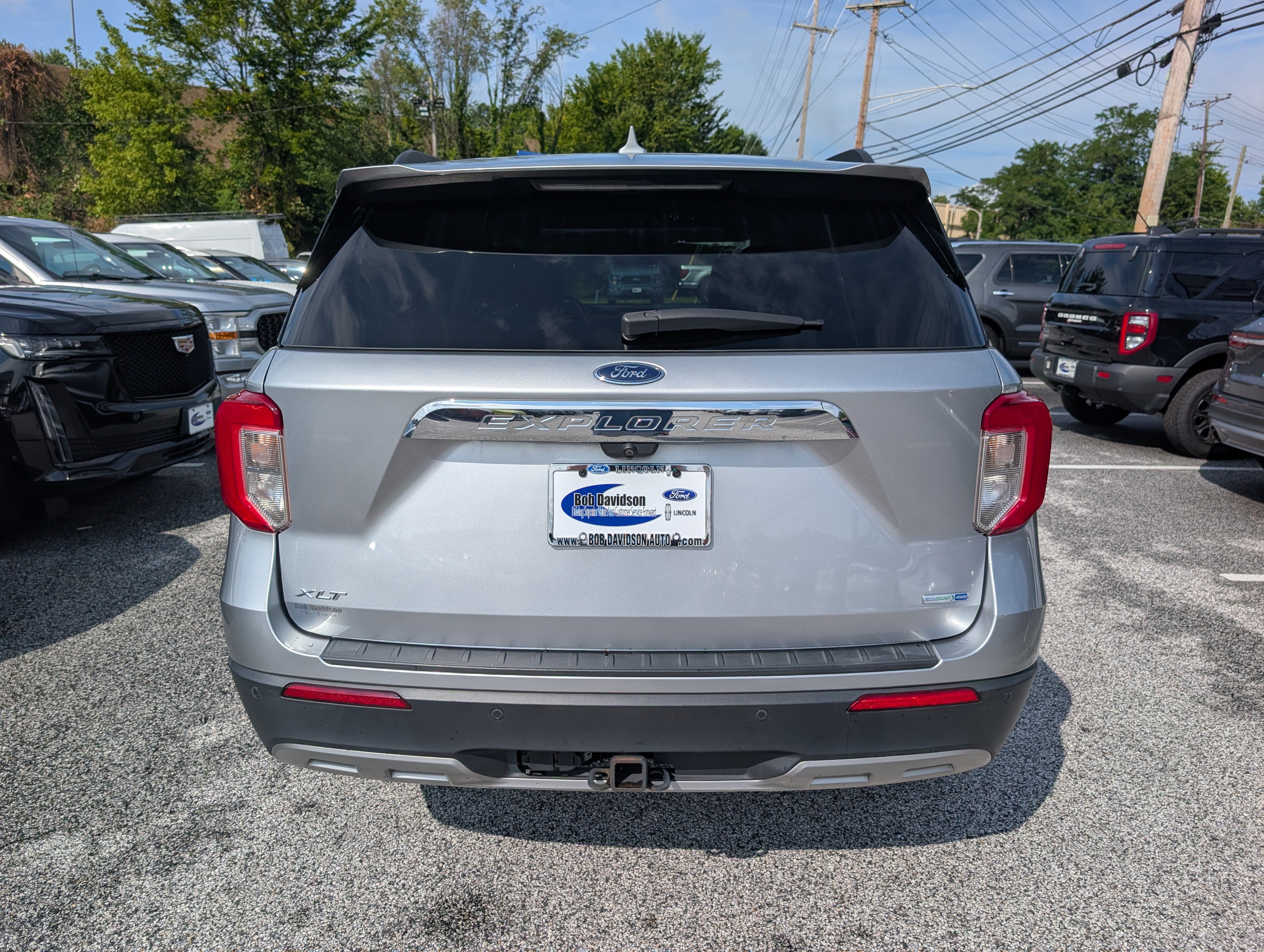 Certified 2020 Ford Explorer XLT w/ Equipment Group 202A AWD/4WD image 6