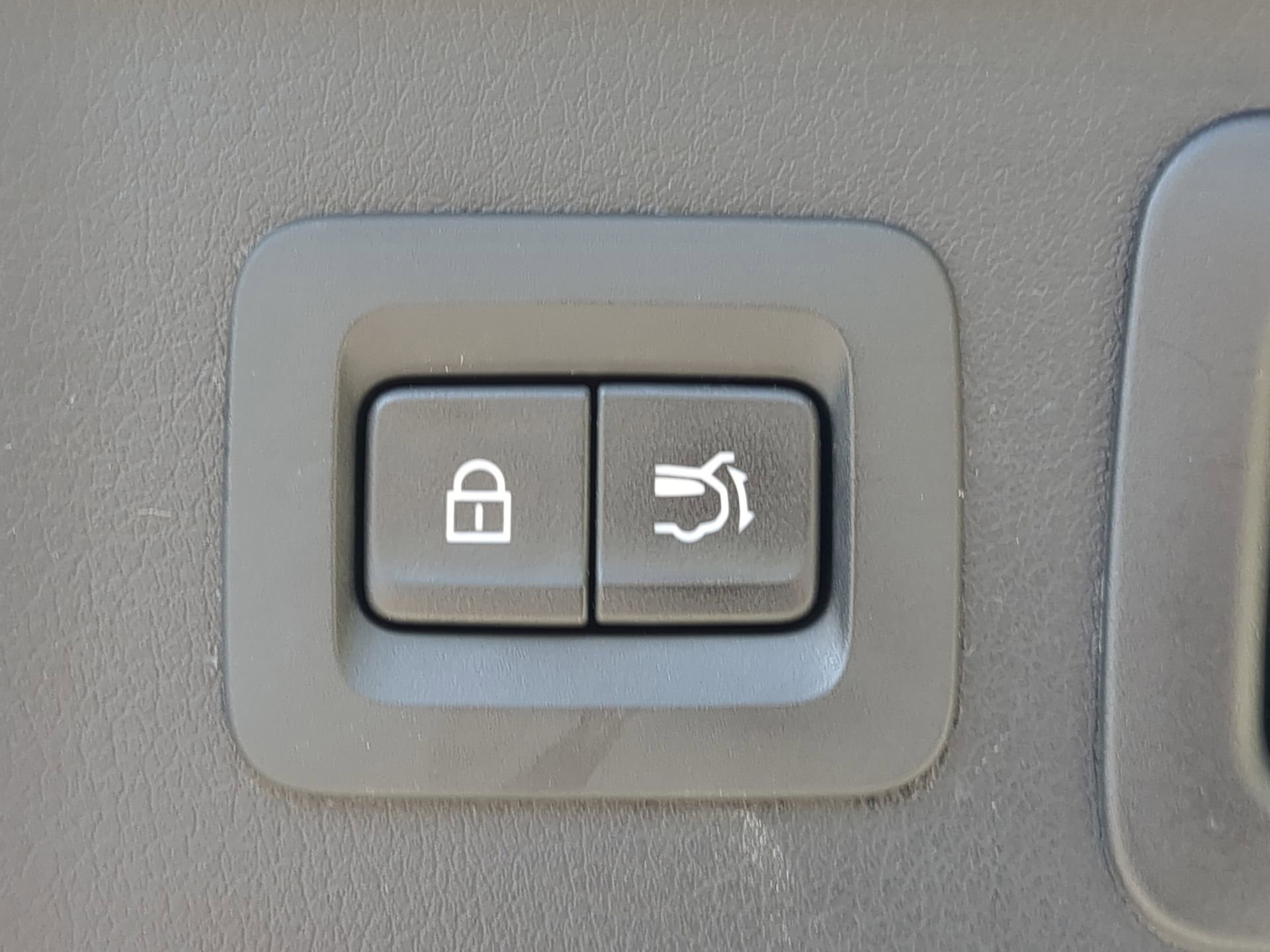 Used 2024 MAZDA CX-90 3.3 Turbo S image 39