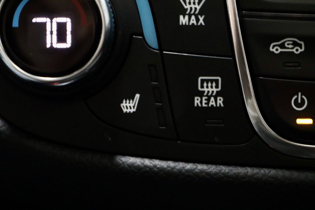 Used 2024 Chevrolet Equinox LT w/ LPO, Floor Liner Package image 4