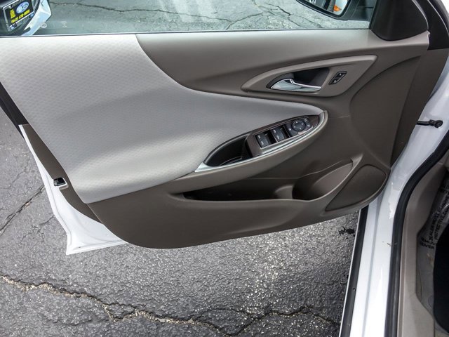 Used 2023 Chevrolet Malibu LT image 25