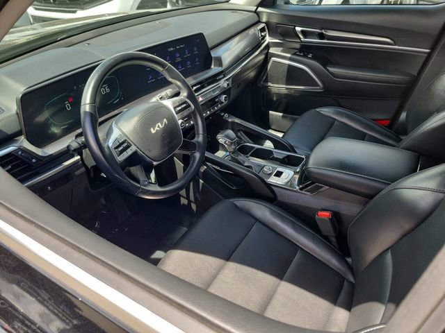 Used 2024 Kia Telluride S w/ S Sunroof Package FWD image 3