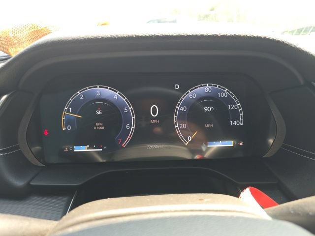 Used 2023 Jeep Grand Cherokee L Altitude AWD/4WD image 13