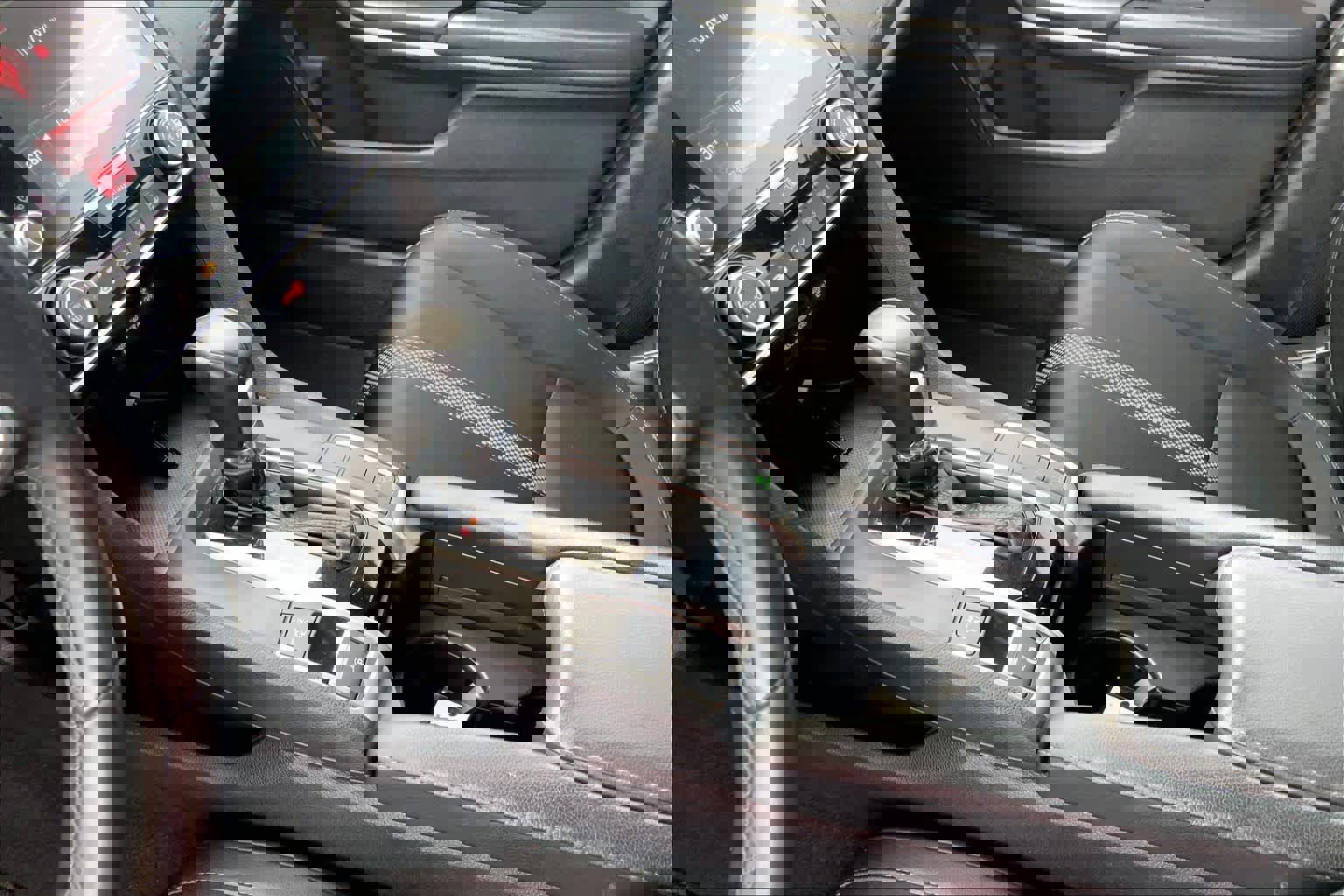 Used 2020 Honda Civic Sport image 17