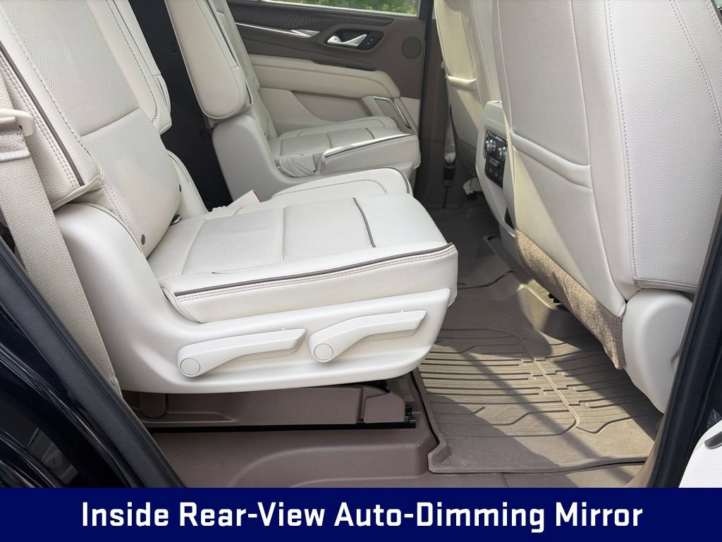 Used 2021 GMC Yukon Denali w/ Denali Premium Package AWD/4WD image 42