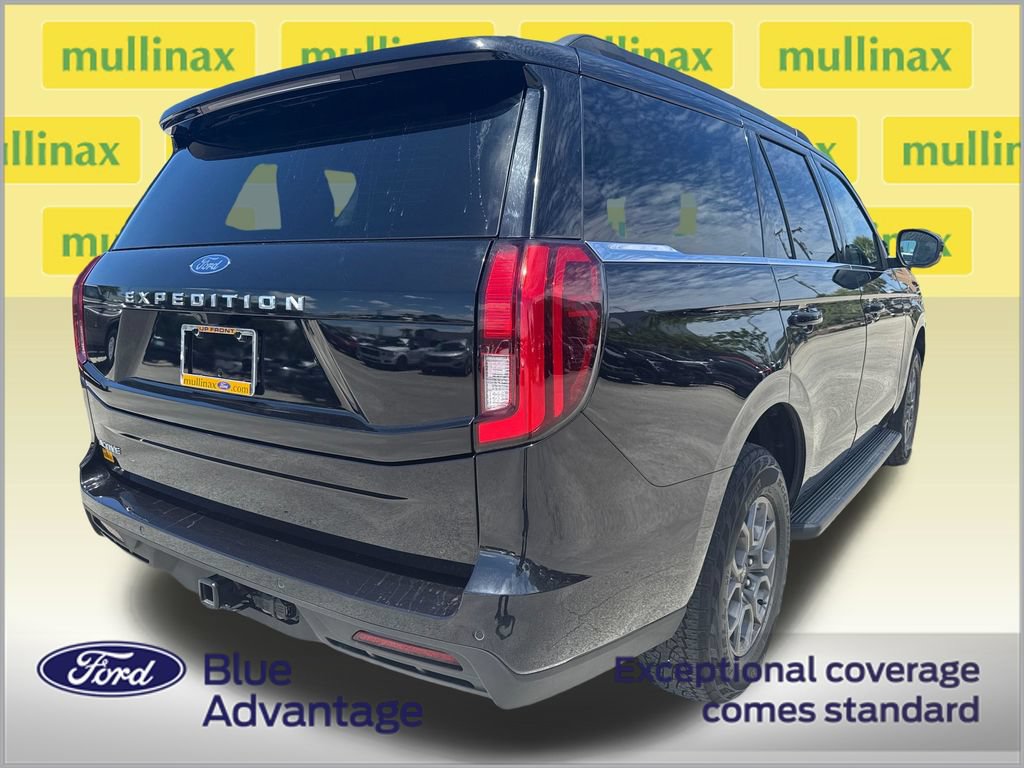 Certified 2025 Ford Expedition Active RWD image 4
