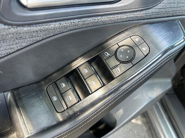 Used 2022 Nissan Rogue SV FWD image 14