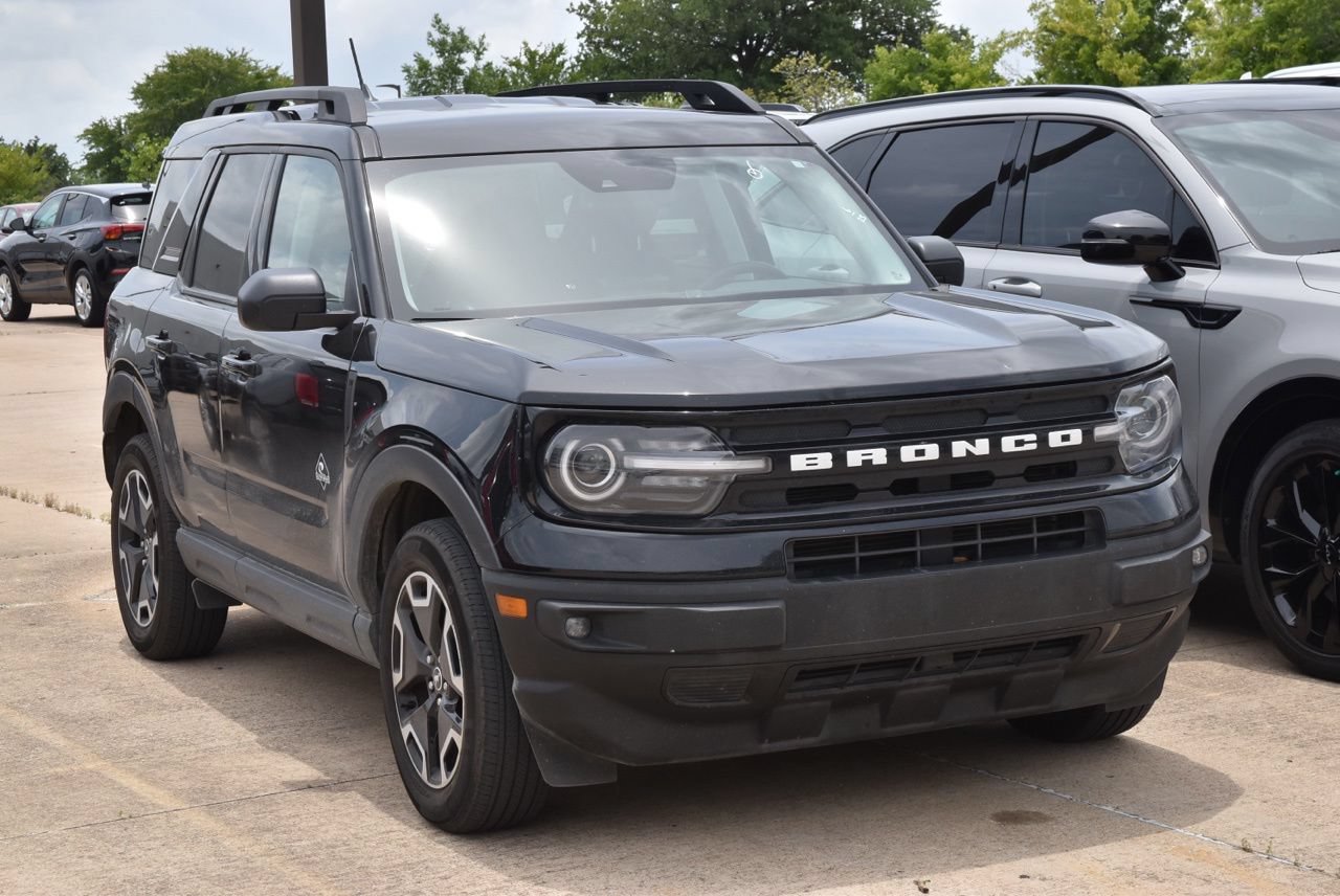 Certified 2023 Ford Bronco Sport Outer Banks w/ Tech Package AWD/4WD image 4