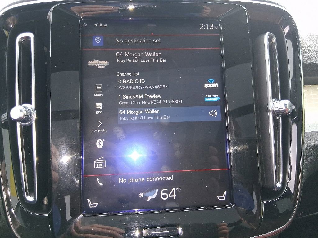 Used 2020 Volvo XC40 T5 Momentum AWD/4WD image 19