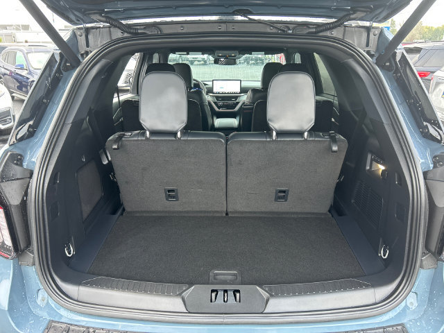Certified 2026 Ford Explorer ST AWD/4WD image 9