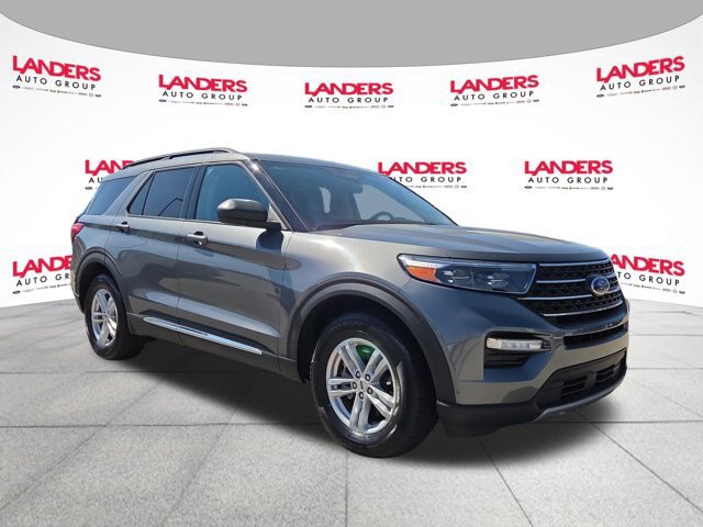 Certified 2023 Ford Explorer XLT w/ Equipment Group 202A