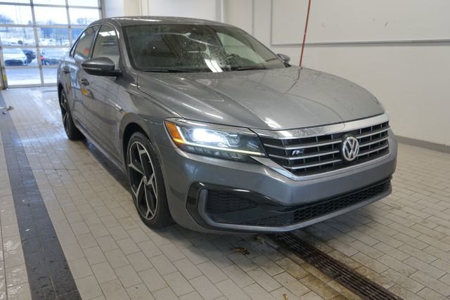 Used 2021 Volkswagen Passat 2.0T R-Line image 17