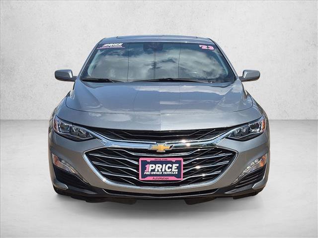 Used 2023 Chevrolet Malibu LT FWD image 2