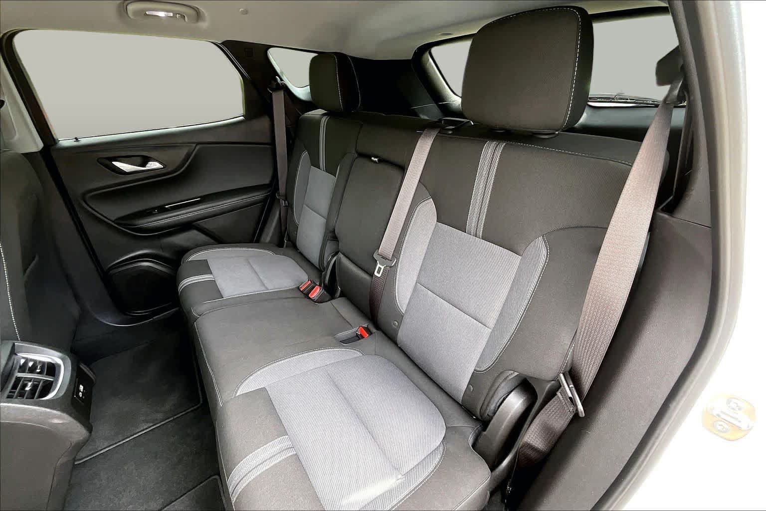 Used 2024 Chevrolet Blazer LT AWD/4WD image 21