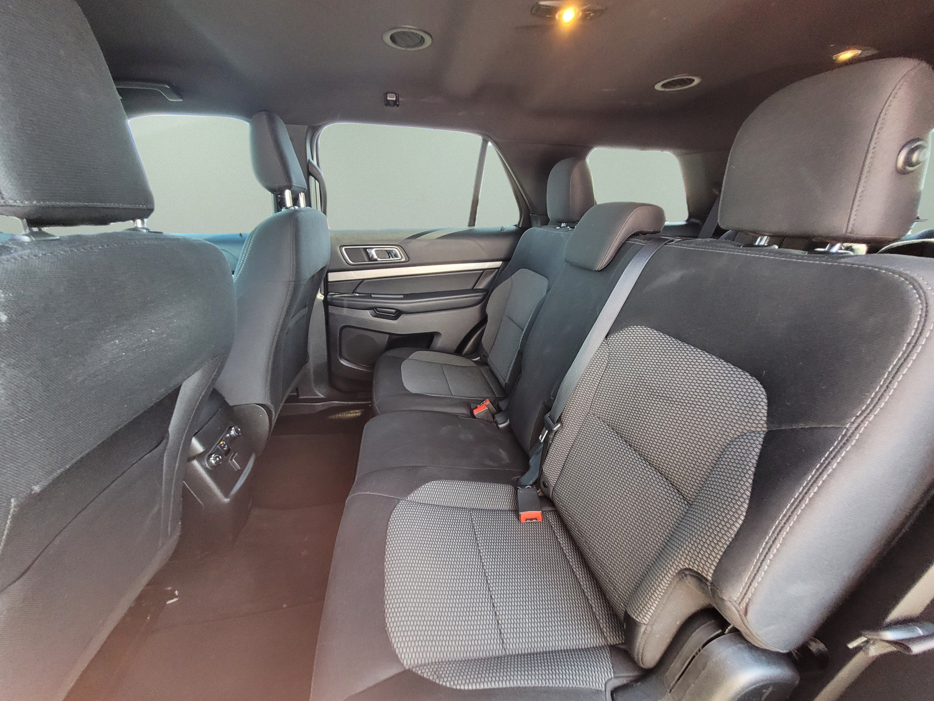 Certified 2019 Ford Explorer XLT w/ Equipment Group 201A FWD image 18