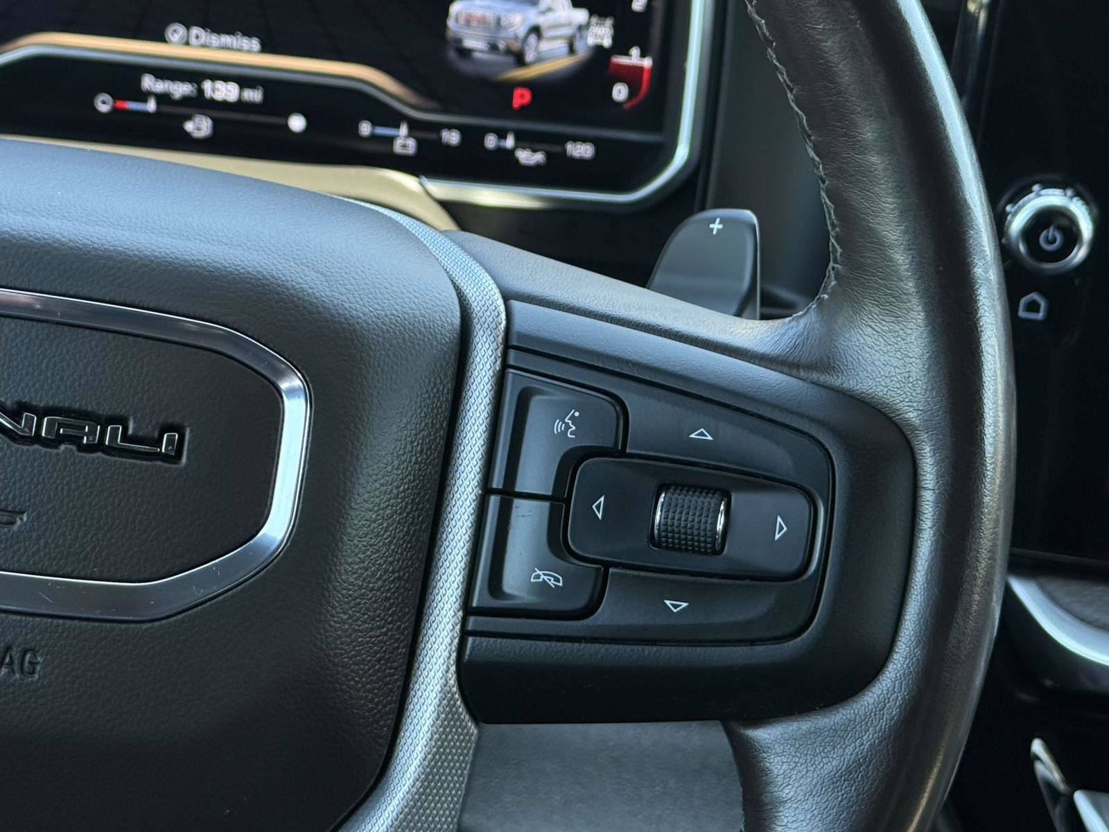 Used 2023 GMC Sierra 1500 Denali w/ Denali Reserve Package AWD/4WD image 13