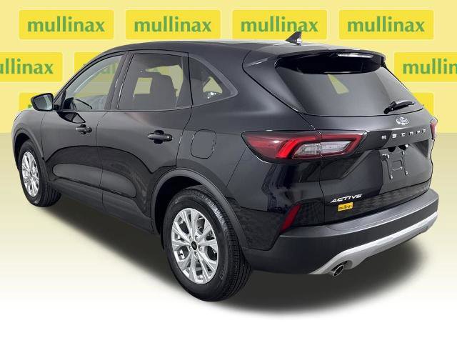 Certified 2025 Ford Escape Active FWD image 11