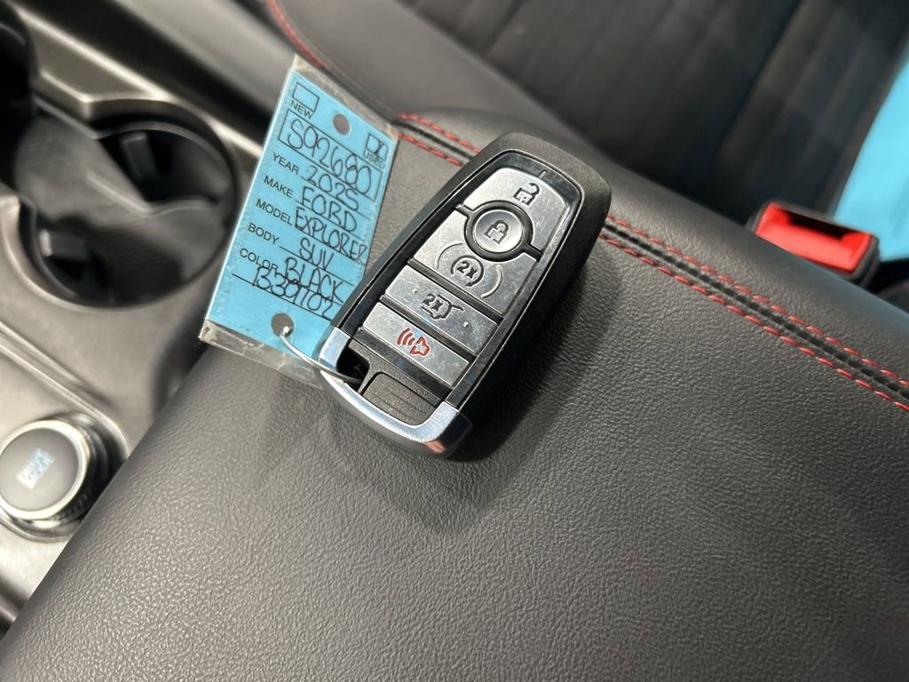 Certified 2025 Ford Explorer ST-Line w/ ST-Line Street Pack image 23