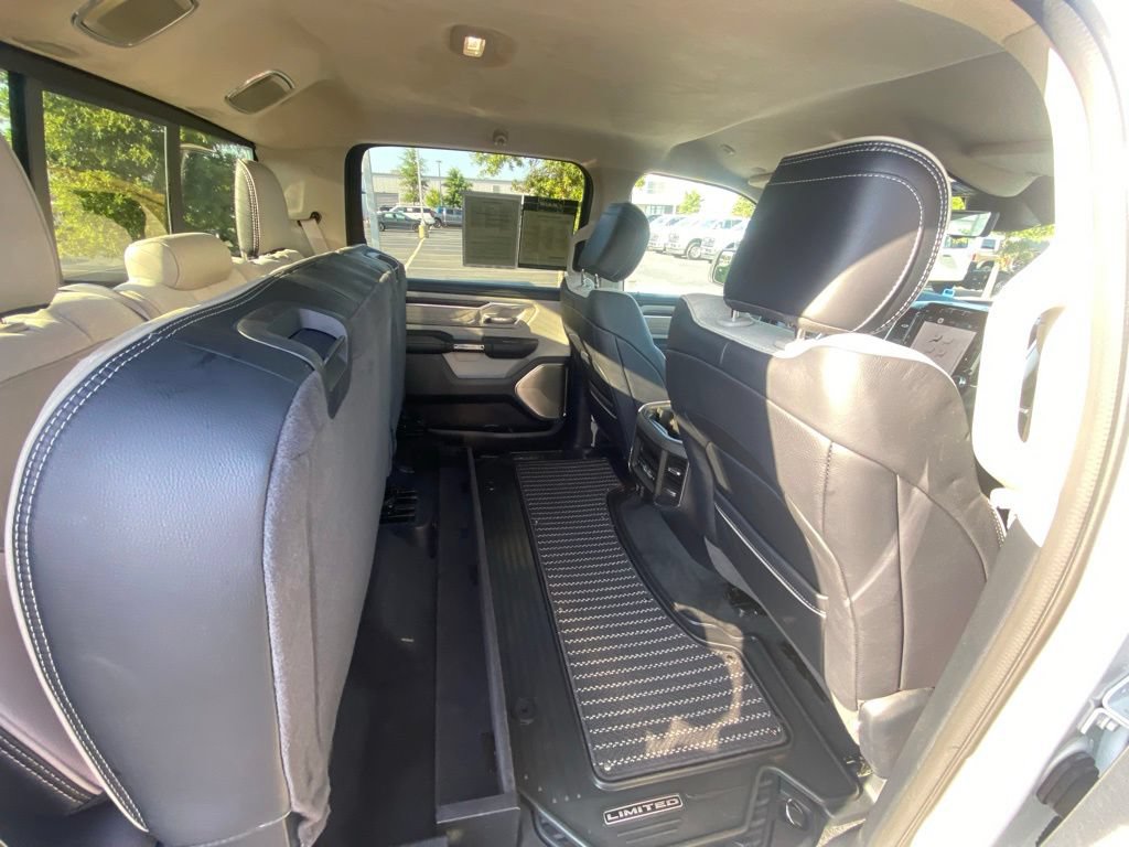 Used 2024 RAM 1500 Limited AWD/4WD image 28