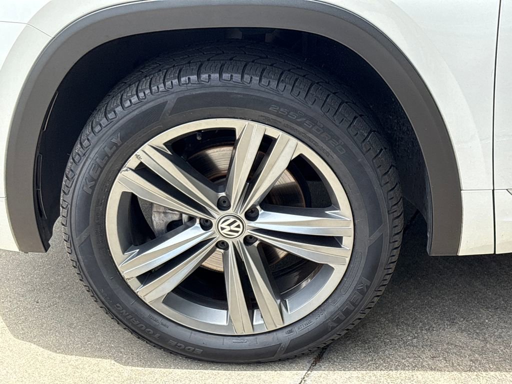 Used 2019 Volkswagen Atlas SEL R-Line FWD image 11