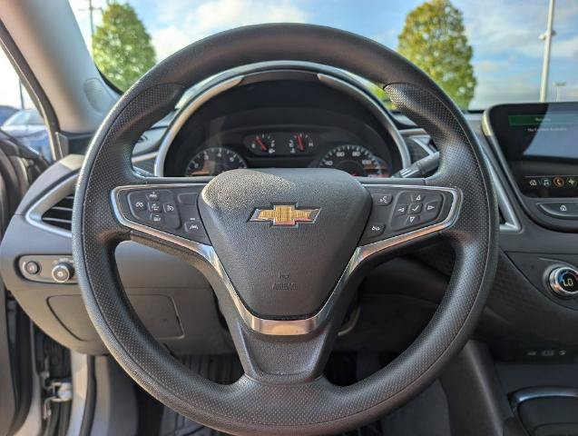 Used 2025 Chevrolet Malibu LT FWD image 23
