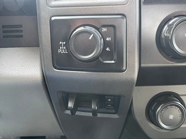 Certified 2022 Ford F350 XL w/ Power Equipment Group image 23