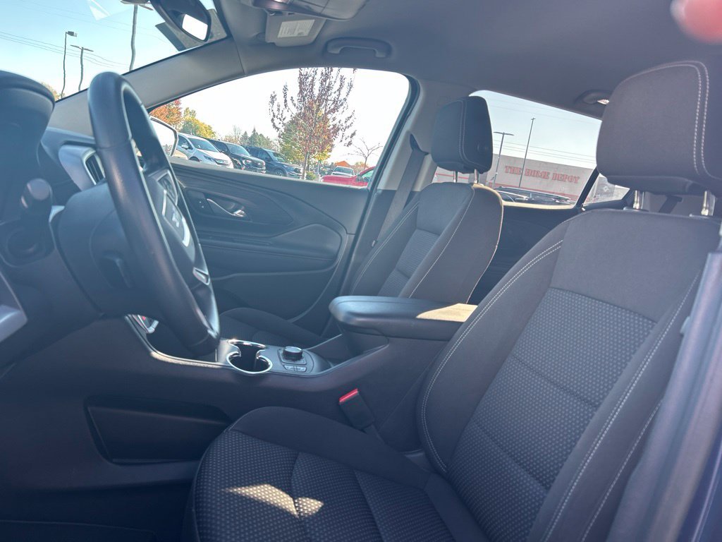 Used 2022 GMC Terrain SLE w/ Driver Convenience Package AWD/4WD image 13