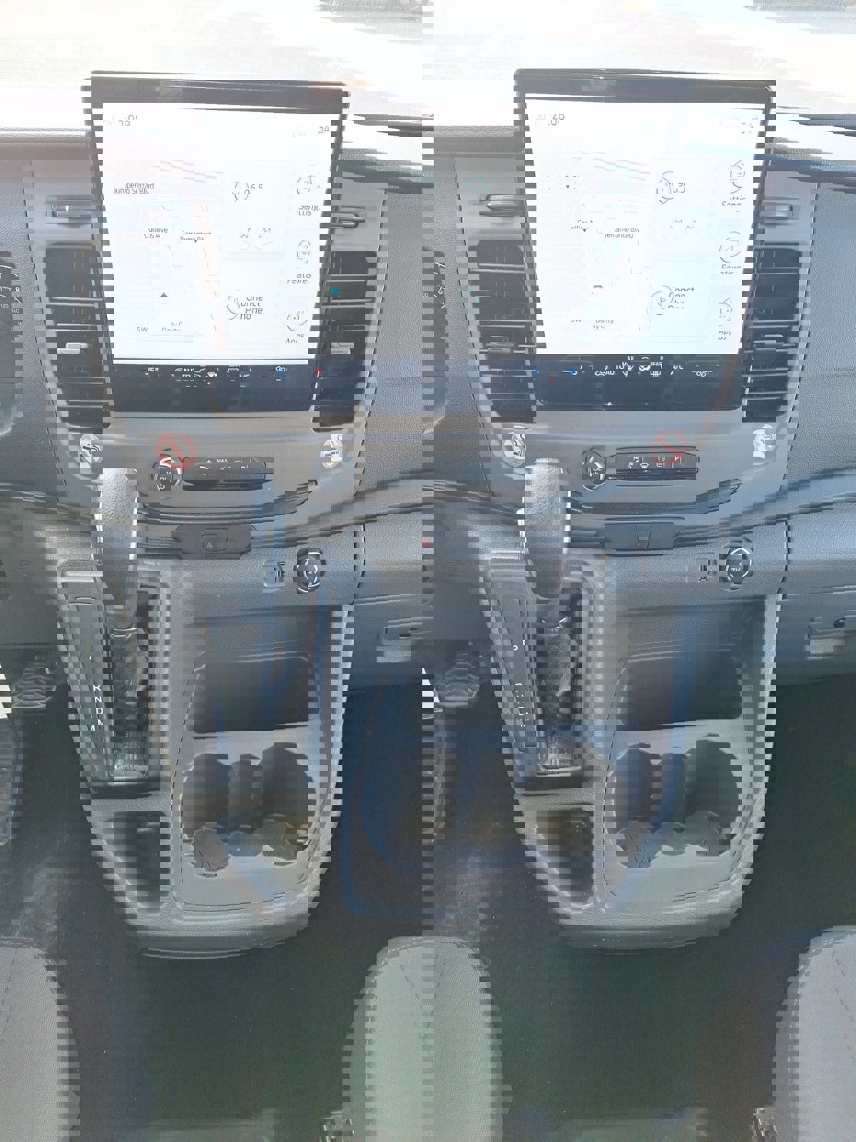 Certified 2022 Ford Transit 350 XLT image 14