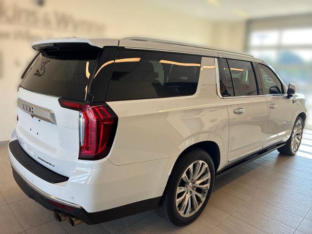 Used 2023 GMC Yukon XL Denali w/ Max Trailering Package AWD/4WD image 2