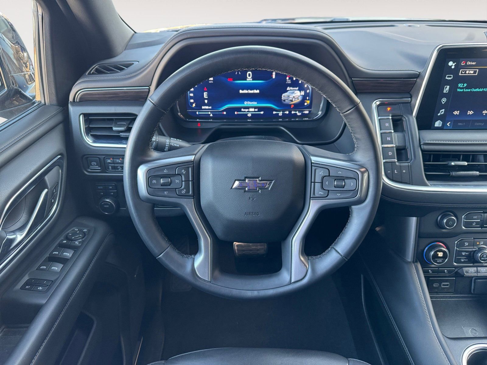 Used 2024 Chevrolet Tahoe Z71 w/ Luxury Package image 12