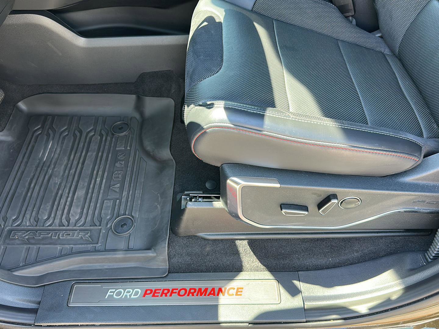 Certified 2025 Ford F150 Raptor image 12